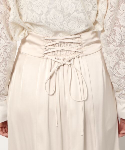 mysty woman（ミスティウーマン）の「サテンレースアップマーメイドスカート（スカート・レディース・アイボリー08/モカ57/ダークブラウン59・F）」の20枚目の写真