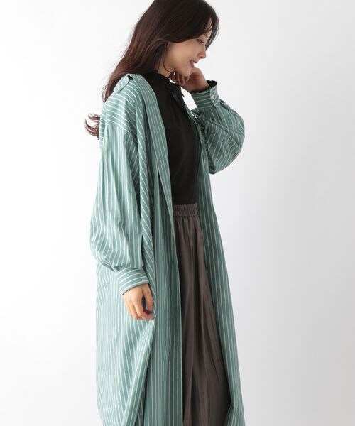 GLOBAL WORK(グローバルワーク)の「お手入れらくらくボリュームシャツワンピース(ワンピース/ドレス・レディース・ブラックストライプ09/ギンガム10/グリーンストライプ75/ブルーストライプ85・M/L)」の3枚目の写真