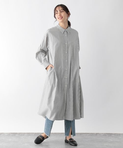 GLOBAL WORK(グローバルワーク)の「お手入れらくらくボリュームシャツワンピース(ワンピース/ドレス・レディース・ブラックストライプ09/ギンガム10/グリーンストライプ75/ブルーストライプ85・M/L)」の7枚目の写真