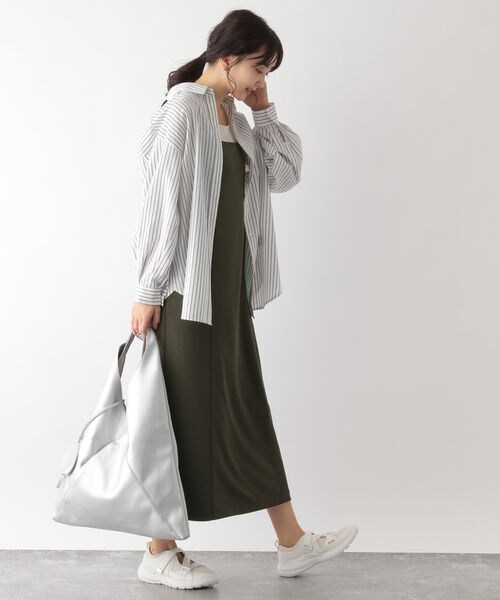 GLOBAL WORK（グローバルワーク）の「スゴラクキャミワンピース（ワンピース/ドレス・レディース・ブラック09/カーキブラウン78/ブルーグリーン87・FREE）」の19枚目の写真