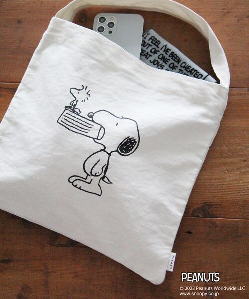 LEPSIM(レプシィム)の「ワンハンドルミニトート(バッグ・レディース・スヌーピー01/マーブルス02/スパイク03/オラフ04/アンディ05/ベル06・ONE SIZE)」の1枚目の写真