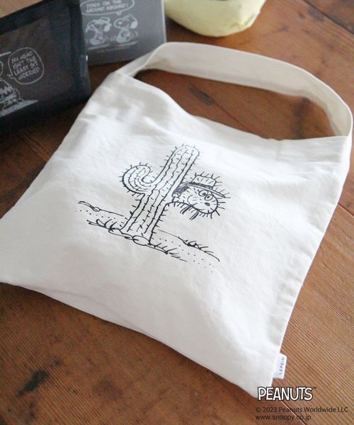 LEPSIM(レプシィム)の「ワンハンドルミニトート(バッグ・レディース・スヌーピー01/マーブルス02/スパイク03/オラフ04/アンディ05/ベル06・ONE SIZE)」の3枚目の写真