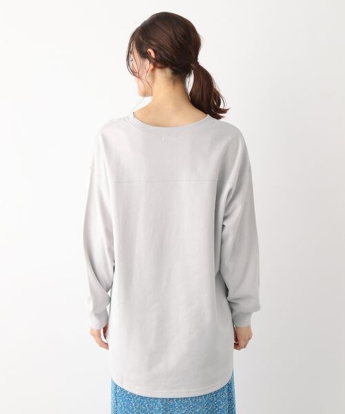 LEPSIM(レプシィム)の「チュニックロゴスウェット(トップス・ライトグレー12/チャコールグレー19/オレンジ45/ライトブルー82・FREE SIZE)」の16枚目の写真