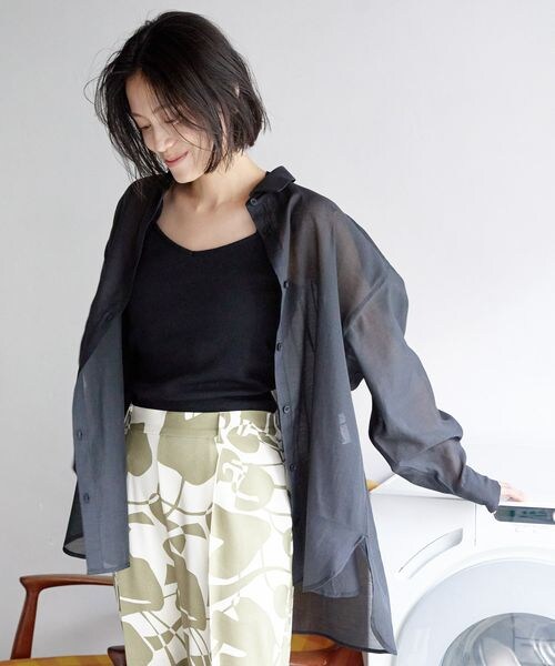 LOWRYS FARM（ローリーズファーム）の「シアーシャツロングスリーブ（トップス・アイボリー08/ブラック09/ガラ10/ピンク25/グリーン72・F）」の15枚目の写真