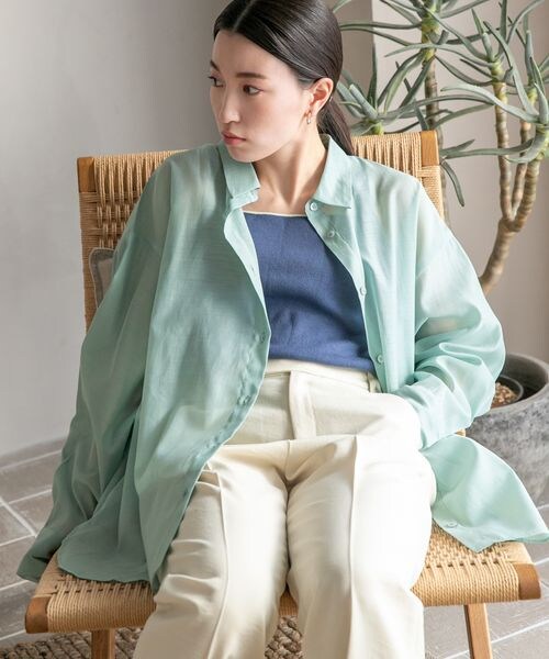 LOWRYS FARM（ローリーズファーム）の「シアーシャツロングスリーブ（トップス・アイボリー08/ブラック09/ガラ10/ピンク25/グリーン72・F）」の5枚目の写真