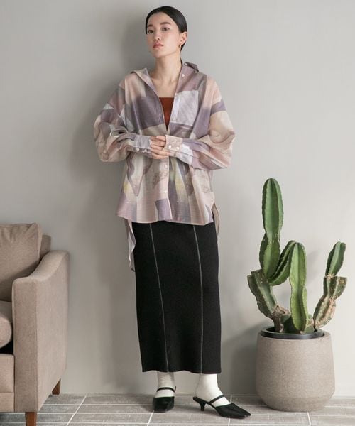 LOWRYS FARM（ローリーズファーム）の「シアーシャツロングスリーブ（トップス・アイボリー08/ブラック09/ガラ10/ピンク25/グリーン72・F）」の18枚目の写真