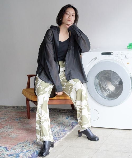 LOWRYS FARM（ローリーズファーム）の「シアーシャツロングスリーブ（トップス・アイボリー08/ブラック09/ガラ10/ピンク25/グリーン72・F）」の13枚目の写真