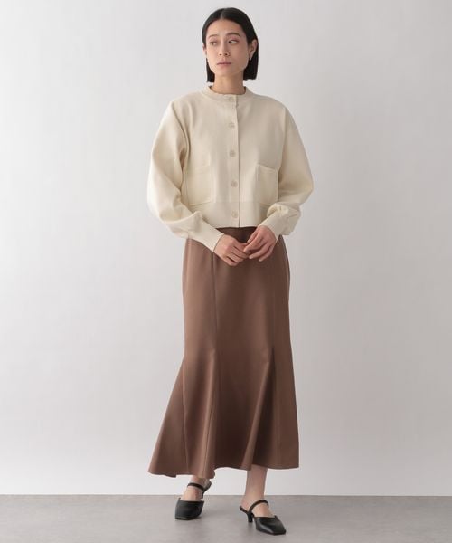 LOWRYS FARM（ローリーズファーム）の「選べる丈感スポンディッシュクルーカーディガン（トップス・オフホワイト05/ブラック×ホワイト10/★WEB限定カラー★ホワイト×ブラック11/★WEB限定カラー★ピンク22/イエロー62/グリーン75/花柄80/ブルー85・ショート丈/ロング丈）」の15枚目の写真