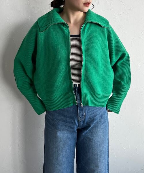 LOWRYS FARM（ローリーズファーム）の「ハイＺＩＰカーディガンロングスリーブ（トップス・アイボリー08/ブラック09/グリーン75・F）」の11枚目の写真