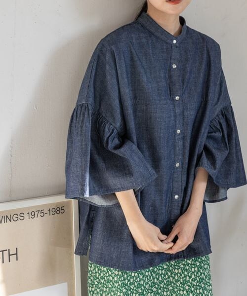 LOWRYS FARM(ローリーズファーム)の「バンドフリルスリーブシャツ7部袖(トップス・アイボリー08/ブラック09/グリーン75/デニム85・FREE)」の16枚目の写真