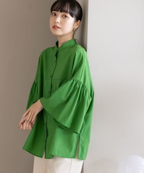 LOWRYS FARM(ローリーズファーム)の「バンドフリルスリーブシャツ7部袖(トップス・アイボリー08/ブラック09/グリーン75/デニム85・FREE)」の11枚目の写真