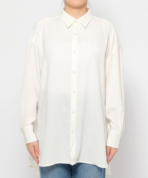 LOWRYS FARM（ローリーズファーム）の「イージーケアシャツ（トップス・アイボリー08/グレー18/ピンク22/ベージュ52・ショート丈/ロング丈）」の20枚目の写真