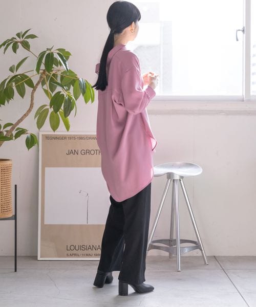 LOWRYS FARM（ローリーズファーム）の「イージーケアシャツ（トップス・アイボリー08/グレー18/ピンク22/ベージュ52・ショート丈/ロング丈）」の12枚目の写真