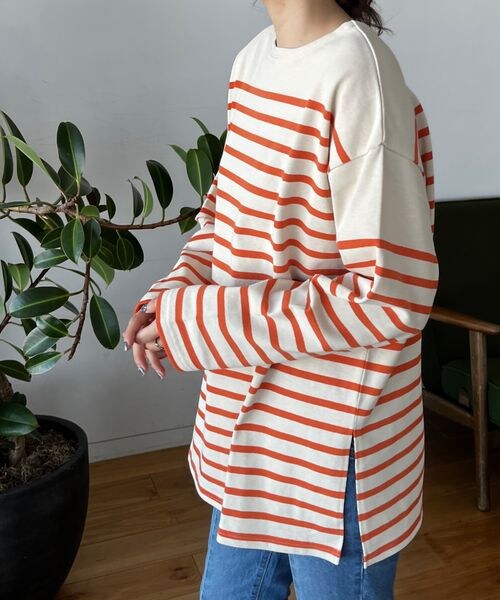 LOWRYS FARM（ローリーズファーム）の「パネルボーダーロングスリーブ（トップス・ブラック09/ピンク22/オレンジ45/ブルー85・FREE）」の12枚目の写真