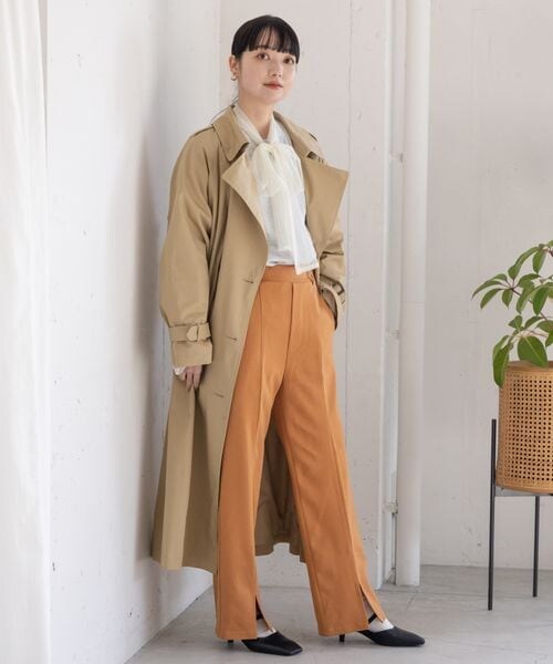LOWRYS FARM(ローリーズファーム)の「スタイルUPスリットポンチパンツ(パンツ・アイボリー08/ブラック09/オレンジ45/グリーン72・M/L)」の11枚目の写真
