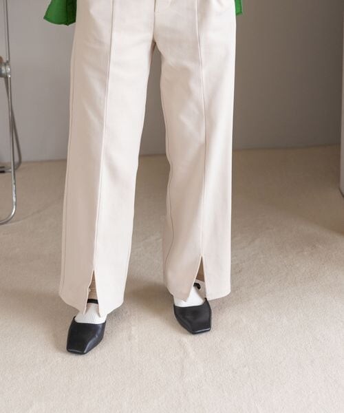 LOWRYS FARM(ローリーズファーム)の「スタイルUPスリットポンチパンツ(パンツ・アイボリー08/ブラック09/オレンジ45/グリーン72・M/L)」の7枚目の写真