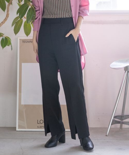 LOWRYS FARM(ローリーズファーム)の「スタイルUPスリットポンチパンツ(パンツ・アイボリー08/ブラック09/オレンジ45/グリーン72・M/L)」の10枚目の写真