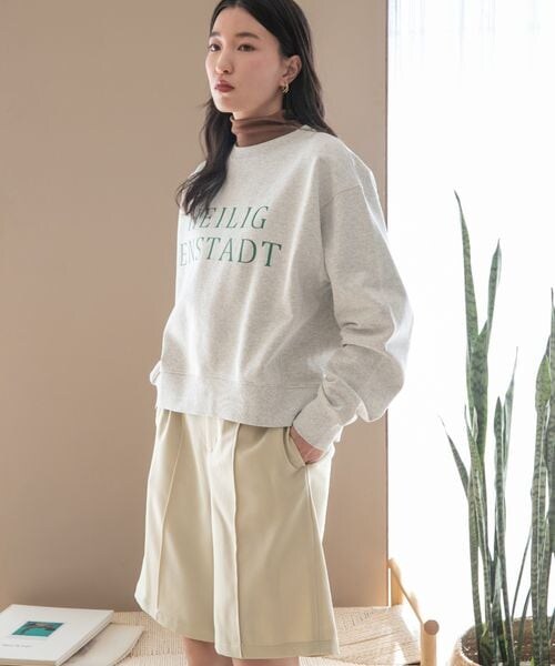 LOWRYS FARM(ローリーズファーム)の「ハイウエストピンタックショートパンツ(パンツ・アイボリー08/ブラック09/グレー18・F)」の5枚目の写真