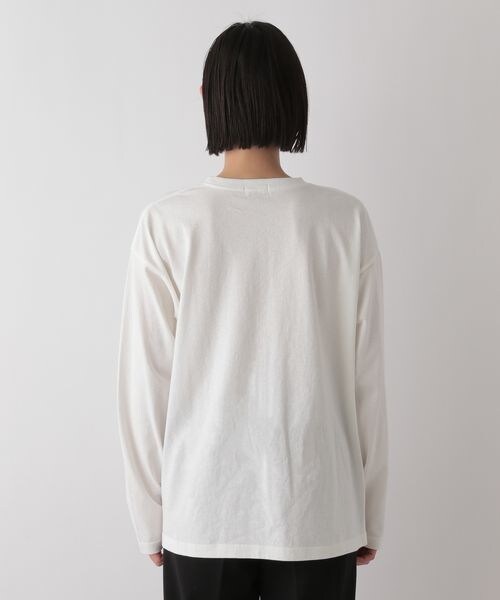 LOWRYS FARM(ローリーズファーム)の「カラーロゴプリントロングスリーブ(トップス・オフ05/オフ06/グレー12/ピンク22・F)」の13枚目の写真