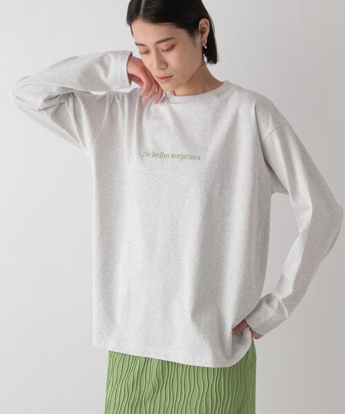 LOWRYS FARM(ローリーズファーム)の「カラーロゴプリントロングスリーブ(トップス・オフ05/オフ06/グレー12/ピンク22・F)」の3枚目の写真