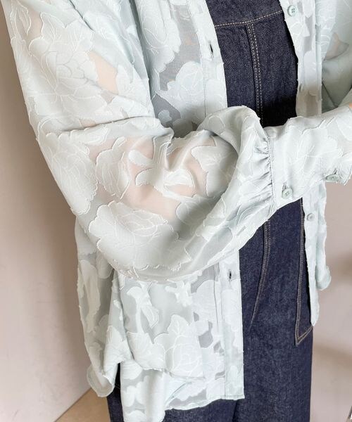 LOWRYS FARM（ローリーズファーム）の「ジャガードレースシャツロングスリーブ（トップス・オフ05/ブラック09/グリーン72・F）」の16枚目の写真