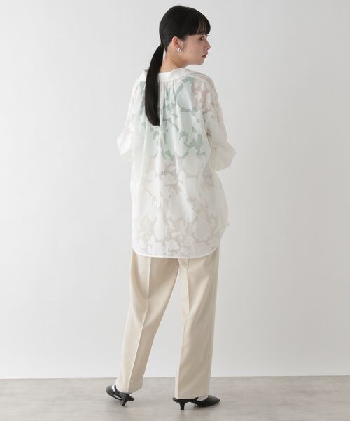 LOWRYS FARM（ローリーズファーム）の「ジャガードレースシャツロングスリーブ（トップス・オフ05/ブラック09/グリーン72・F）」の5枚目の写真