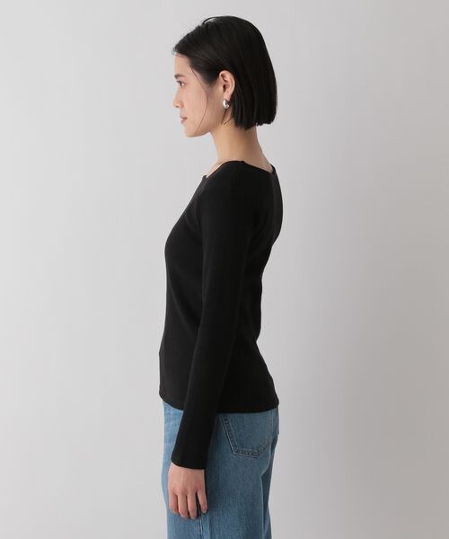 LOWRYS FARM(ローリーズファーム)の「2WAYリブタイトロングスリーブ(トップス・オフ05/アイボリー08/ブラック09/ブルー85・F)」の17枚目の写真