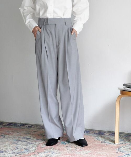LOWRYS FARM(ローリーズファーム)の「スタイルUPハイウエストワイドパンツ(パンツ・レディース・アイボリー08/ブラック09/グレー15/グリーン72・WEB限定XS/S/M/L)」の14枚目の写真