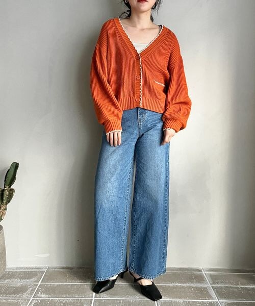 LOWRYS FARM（ローリーズファーム）の「ＣＯＮＥバギーデニムパンツ＊（パンツ・ブルー85/ネイビー88・M/L）」の7枚目の写真