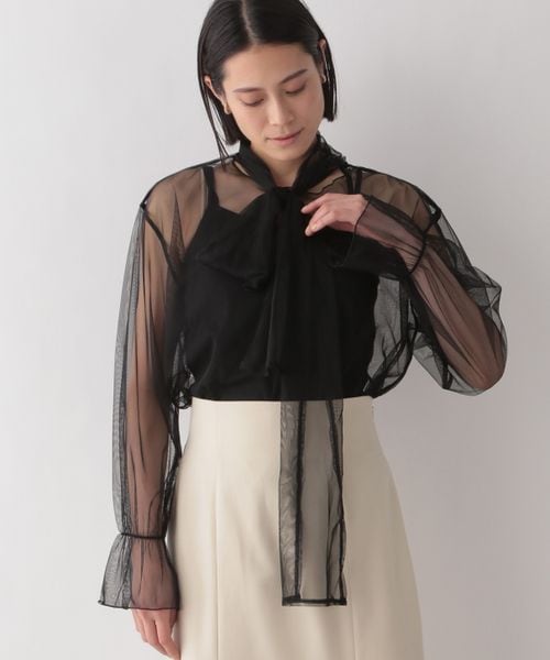 LOWRYS FARM（ローリーズファーム）の「シアーボウタイロングスリーブ（トップス・オフ05/ブラック09/ブルー82・F）」の2枚目の写真