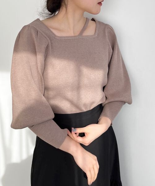 LOWRYS FARM（ローリーズファーム）の「パワショルニットプルオーバーロングスリーブ（トップス・アイボリー08/ブラック09/ピンク25/ベージュ52・FREE）」の18枚目の写真