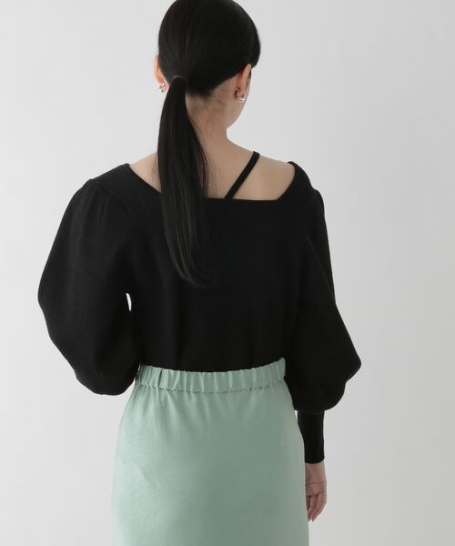 LOWRYS FARM（ローリーズファーム）の「パワショルニットプルオーバーロングスリーブ（トップス・アイボリー08/ブラック09/ピンク25/ベージュ52・FREE）」の11枚目の写真