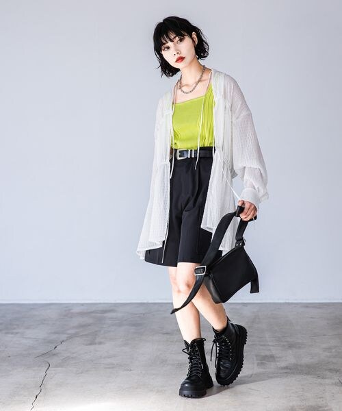 PAGEBOY（ページボーイ）の「フロントリボンチュニックブラウス（トップス・オフホワイト05/ブラック09/イエロー71・F）」の8枚目の写真