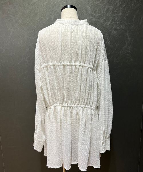 PAGEBOY（ページボーイ）の「フロントリボンチュニックブラウス（トップス・オフホワイト05/ブラック09/イエロー71・F）」の20枚目の写真