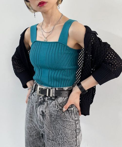 PAGEBOY（ページボーイ）の「デザインリブニットタンク（トップス・オフホワイト05/ブラック09/チャコールグレー15/コーラル32/【NEW】ハニー63/ターコイズ79・FREE）」の22枚目の写真