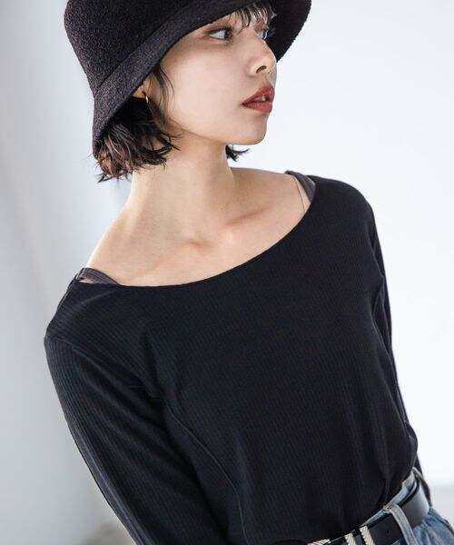 PAGEBOY（ページボーイ）の「ボートネックテレコプルオーバー（トップス・オフホワイト05/ブラック09/ブルー86・F）」の13枚目の写真