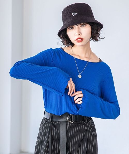 PAGEBOY（ページボーイ）の「ボートネックテレコプルオーバー（トップス・オフホワイト05/ブラック09/ブルー86・F）」の16枚目の写真