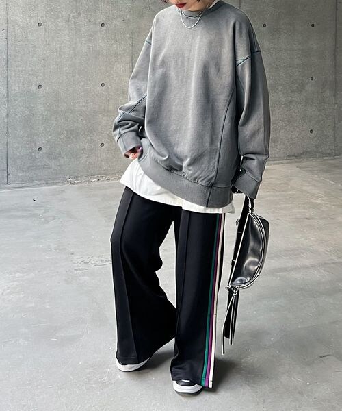 PAGEBOY（ページボーイ）の「カラーステッチBIGスウェット（トップス・オフホワイト05/チャコール18/オートミール50/ラベンダー92・F）」の9枚目の写真