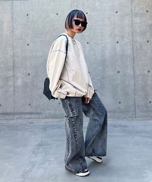 PAGEBOY（ページボーイ）の「カラーステッチBIGスウェット（トップス・オフホワイト05/チャコール18/オートミール50/ラベンダー92・F）」の14枚目の写真