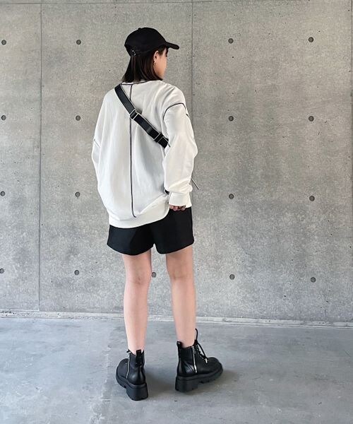 PAGEBOY（ページボーイ）の「カラーステッチBIGスウェット（トップス・オフホワイト05/チャコール18/オートミール50/ラベンダー92・F）」の7枚目の写真