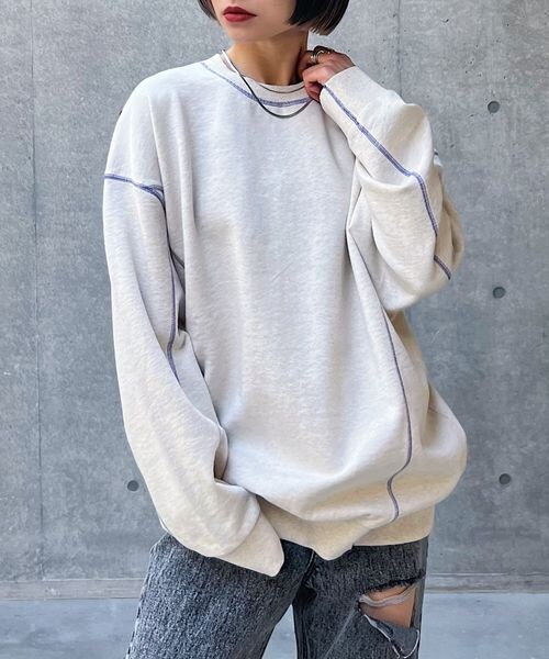 PAGEBOY（ページボーイ）の「カラーステッチBIGスウェット（トップス・オフホワイト05/チャコール18/オートミール50/ラベンダー92・F）」の2枚目の写真