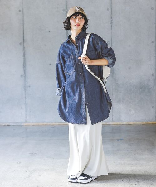 PAGEBOY（ページボーイ）の「デニムスナップルーズシャツ（トップス・ブラックケミカル08/ブルー82/インディゴ87・F）」の21枚目の写真