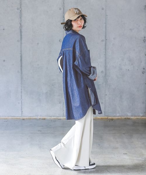 PAGEBOY（ページボーイ）の「デニムスナップルーズシャツ（トップス・ブラックケミカル08/ブルー82/インディゴ87・F）」の22枚目の写真