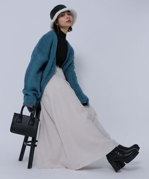 PAGEBOY（ページボーイ）の「スーパーワイドスラックス（パンツ・ブラック09/グレージュ12・F）」の9枚目の写真