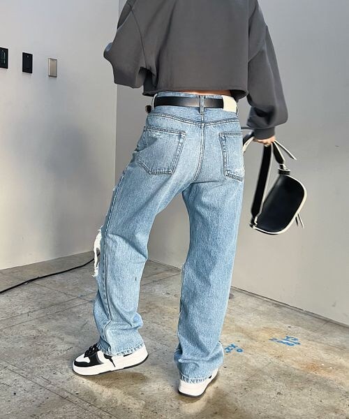 PAGEBOY(ページボーイ)の「ダメージクラシックデニム(パンツ・ブラックケミカル08/サックス82・24inch/25inch/26inch/27inch)」の10枚目の写真