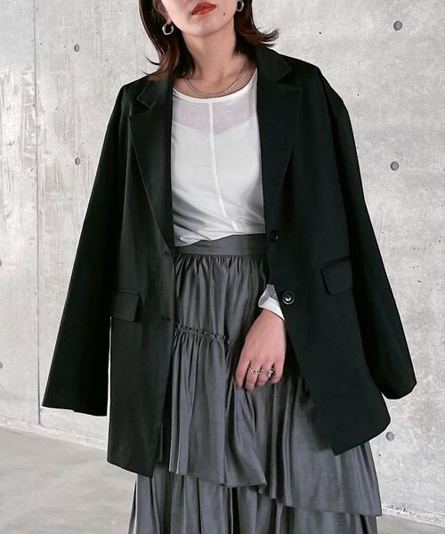 PAGEBOY（ページボーイ）の「ボクシージャケット（ジャケット/アウター・レディース・ピンストライプ08/ブラック09/グレージュ12・F）」の2枚目の写真