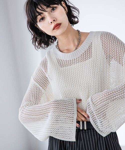 PAGEBOY（ページボーイ）の「レーシーメッシュニットプルオーバー（トップス・オフホワイト05/ブラック09/ミント81・F）」の4枚目の写真