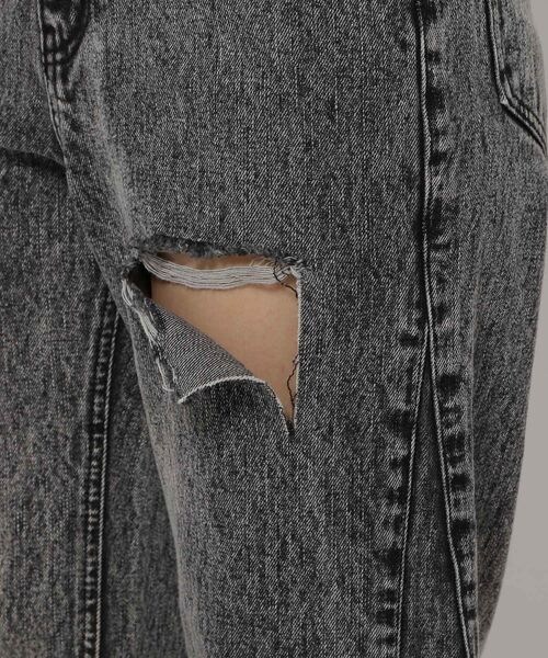PAGEBOY（ページボーイ）の「フルワイドダメージデニム（パンツ・ブラックケミカル08/サックス82・25inch/26inch）」の16枚目の写真