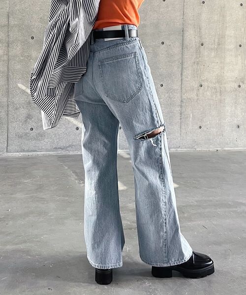 PAGEBOY（ページボーイ）の「フルワイドダメージデニム（パンツ・ブラックケミカル08/サックス82・25inch/26inch）」の9枚目の写真