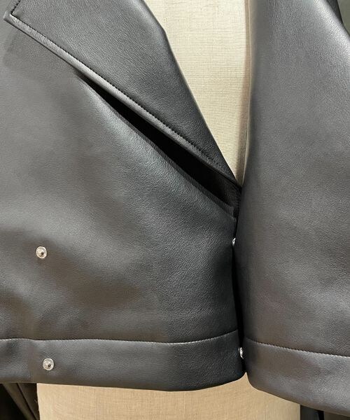 PAGEBOY（ページボーイ）の「エコレザーショートライダース（ジャケット/アウター・レディース・ブラック09・F）」の13枚目の写真